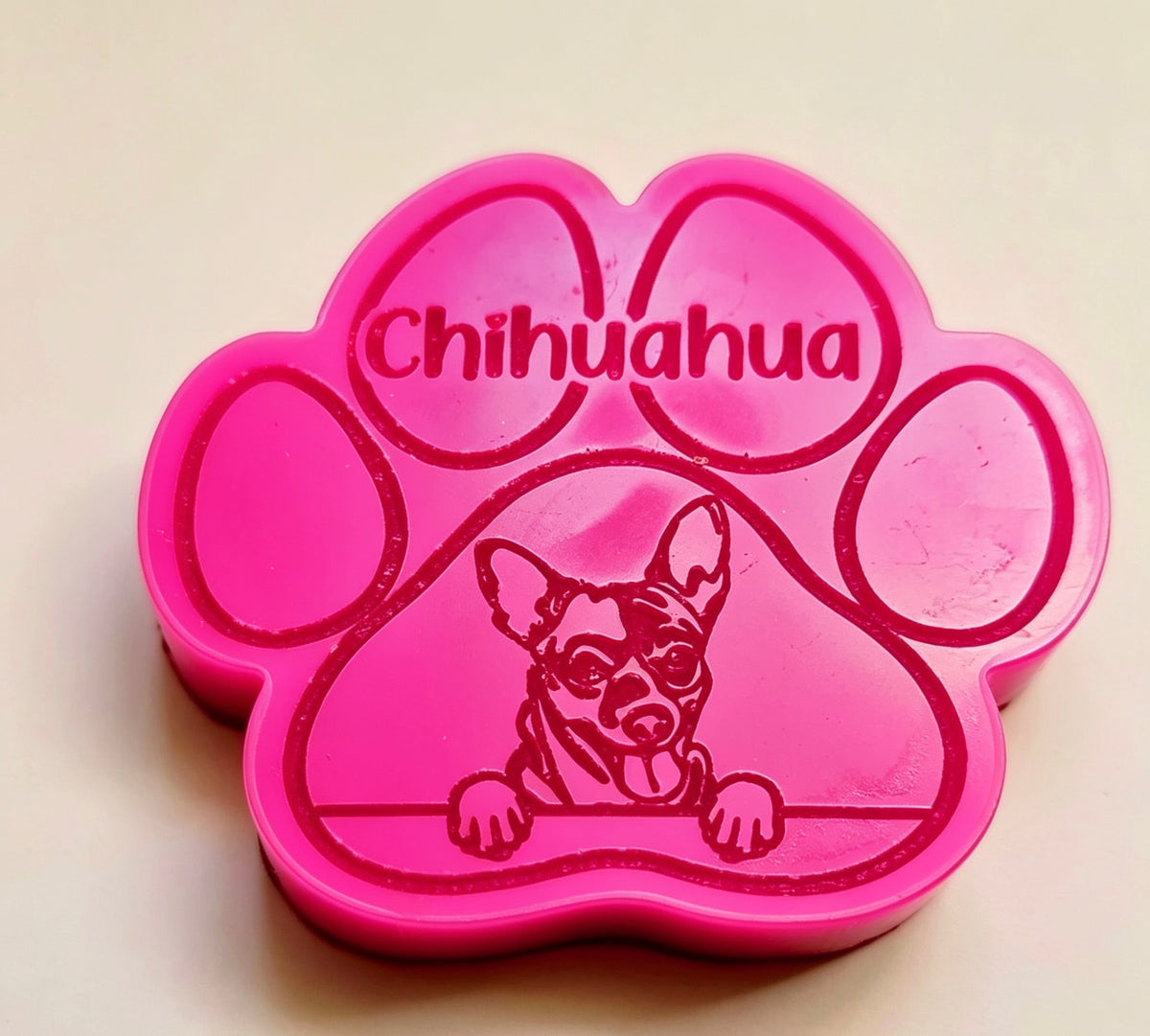 Chihuahua_Paw_Shaped_Wax_Melt